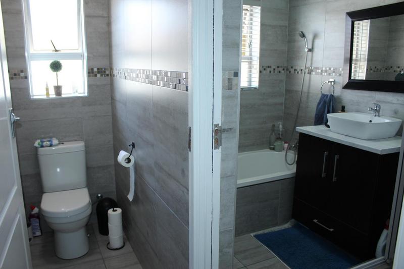 4 Bedroom Property for Sale in Vasco Estate Western Cape